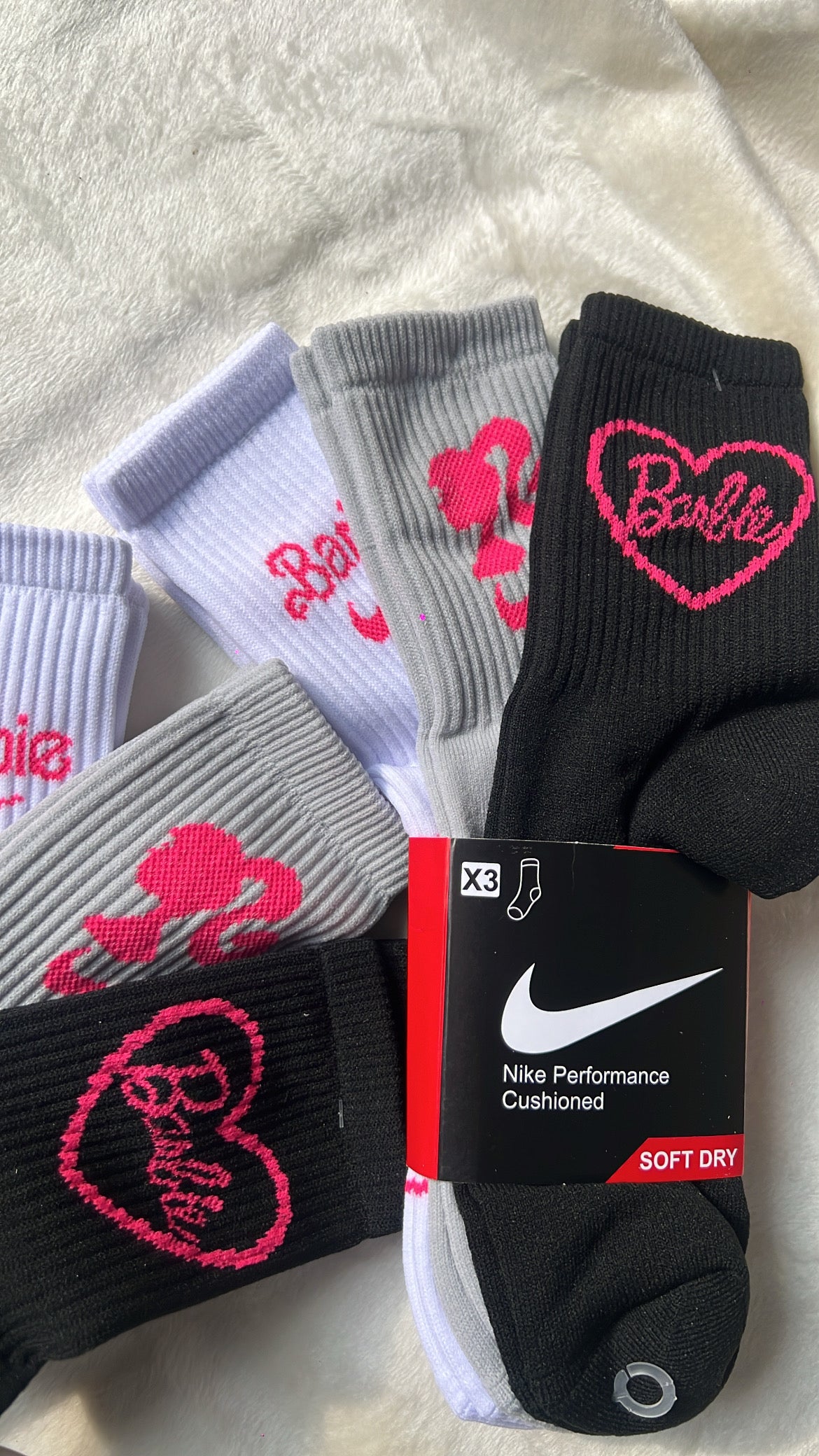 3 pares de calcetines Nike Barbie 💖