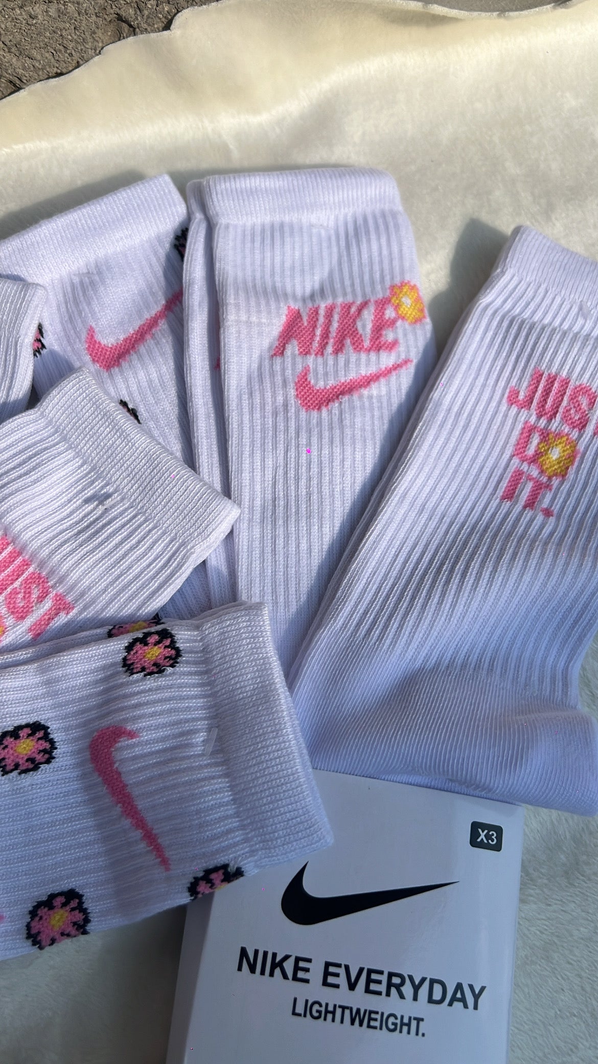 3 pares de calcetines Nike Flores 🌺 💖