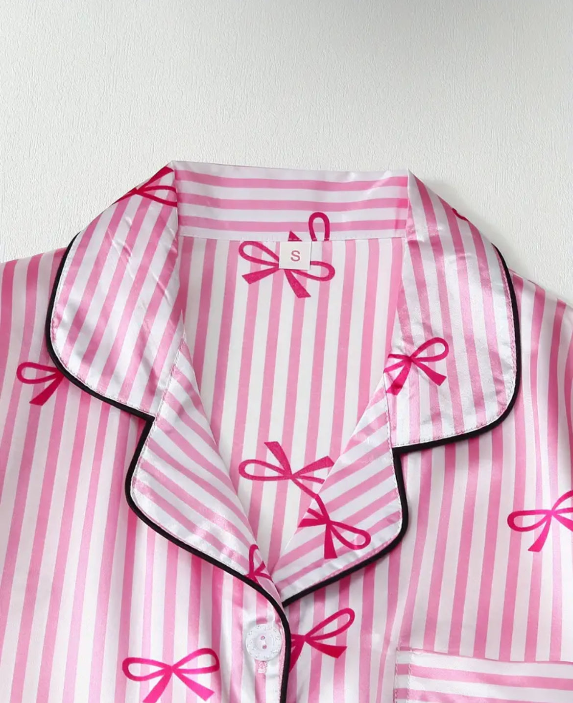 Pijama pink moños rosas