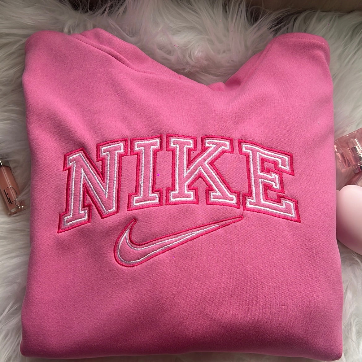 Sudadera Bordada Rosa con capucha