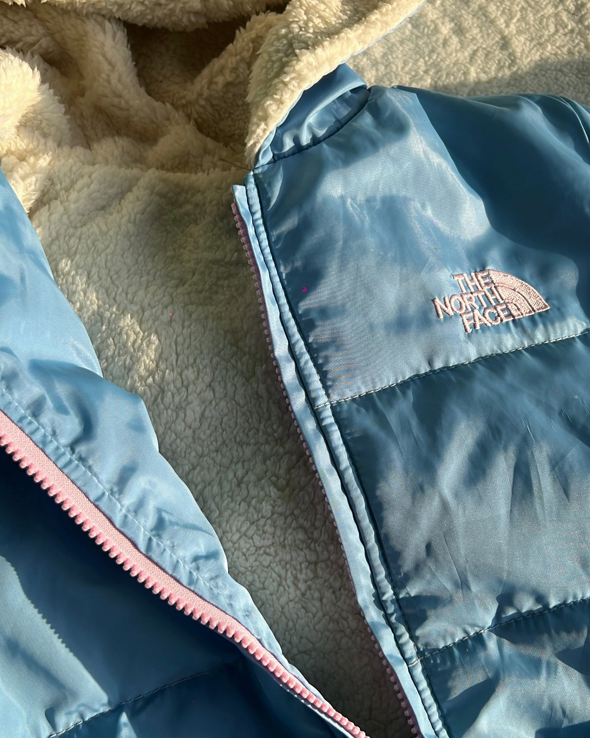 Chamarra The North Face varios colores.