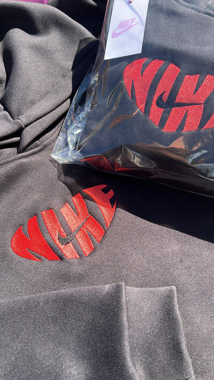 Sudadera Black Corazón 🖤