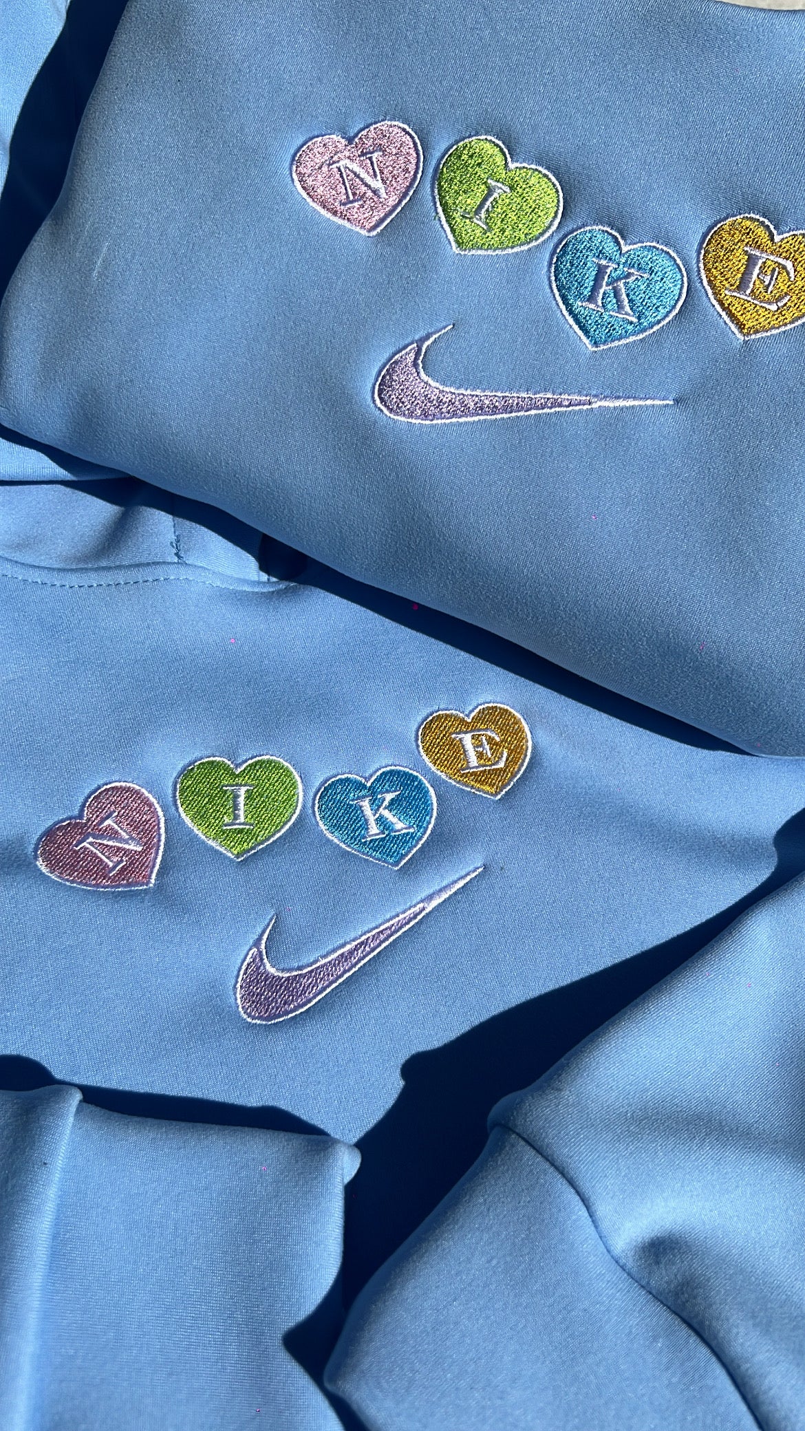 Sudadera Corazones 🩵💚🩷