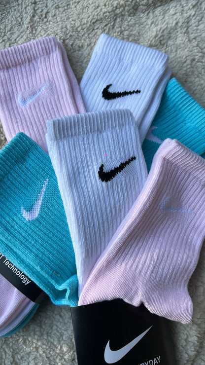 3 pares de calcetines Nike verde ✨