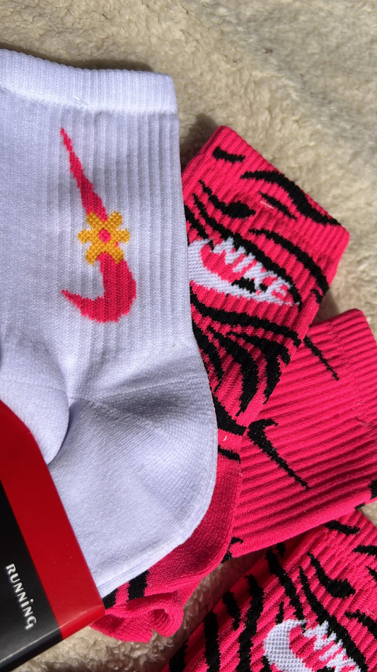 3 pares de calcetines Nike Rosa neón 🩷
