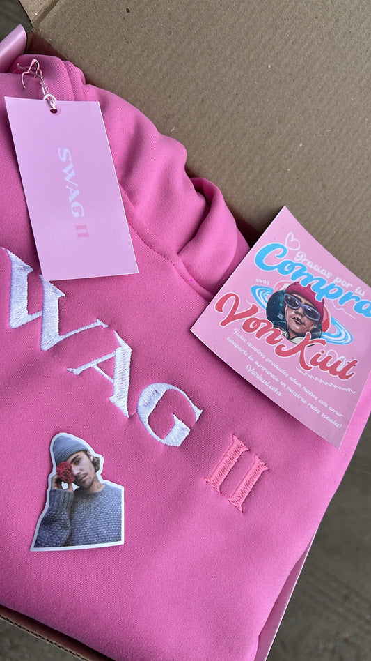 Hoddie SWAG Rosa bordado por frente y estampado por detrás DAMA