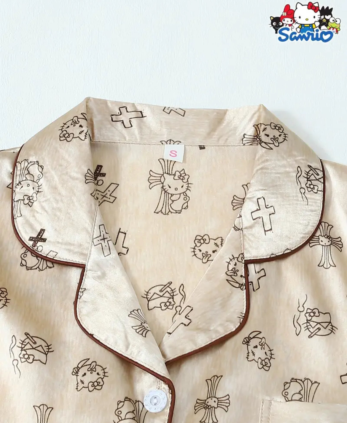 Pijama satin beige estampado
