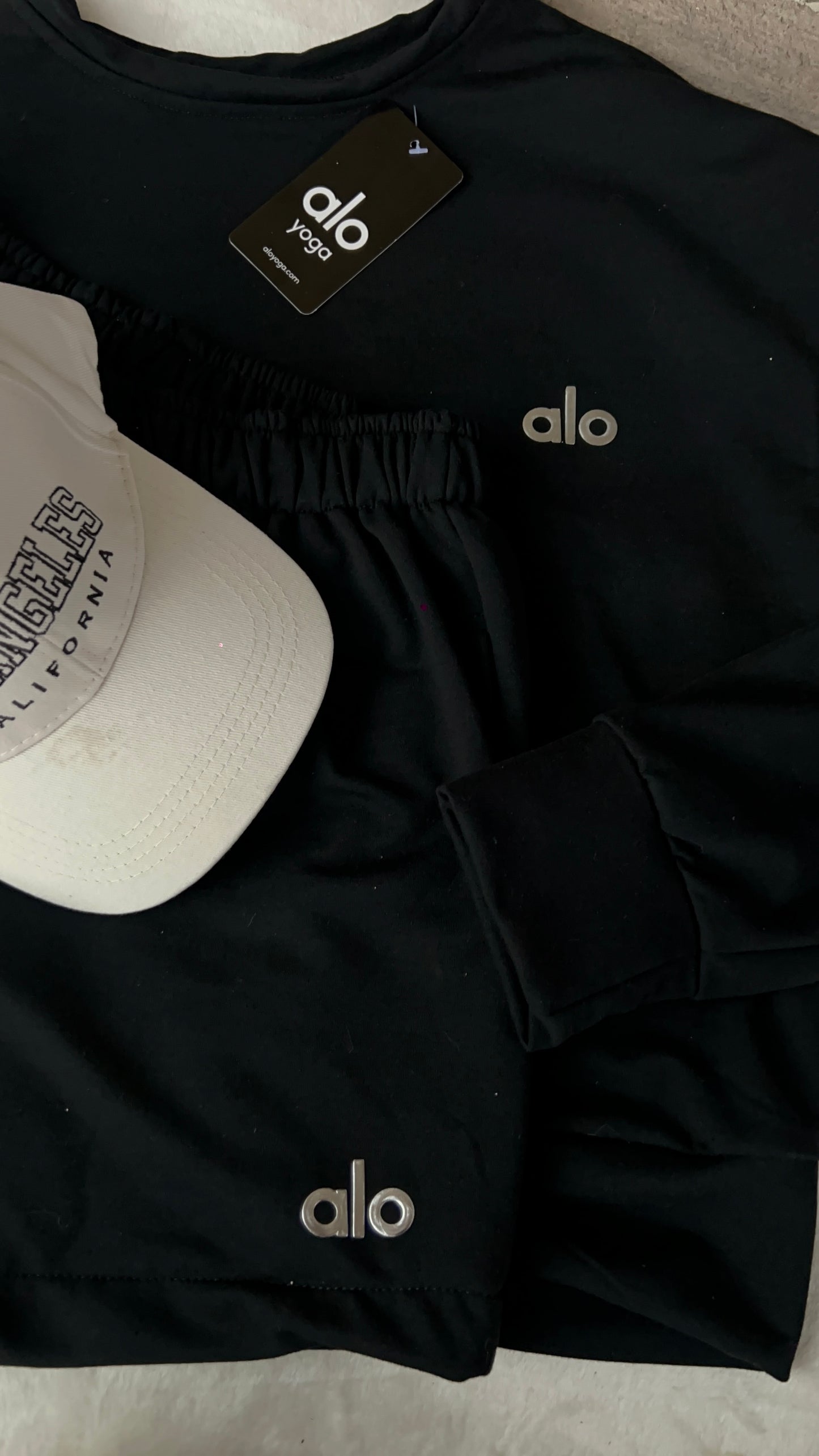 Conjunto Alo 2 piezas (sudadera y short)