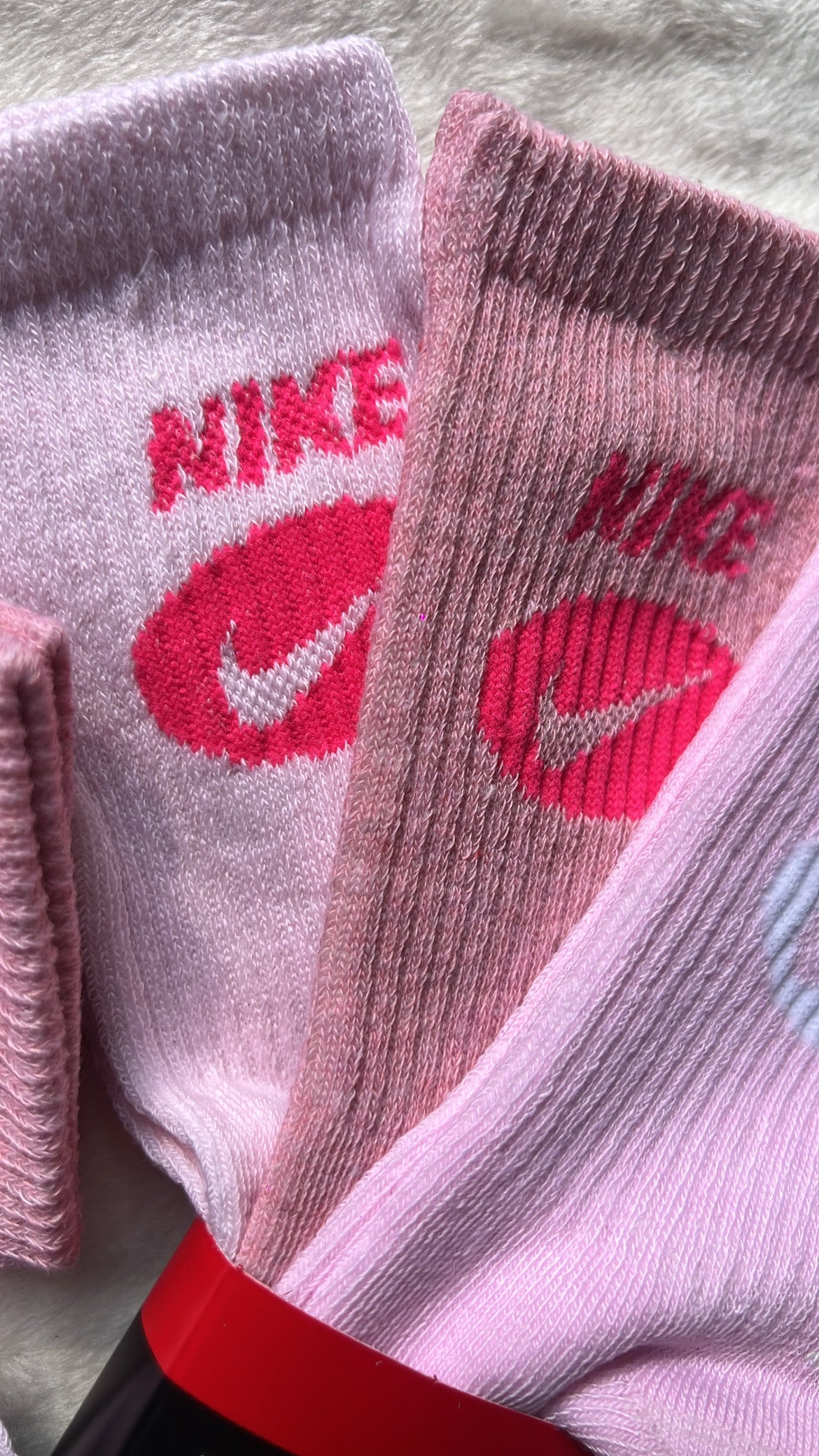 3 pares de calcetines Nike Pink corazones 💖