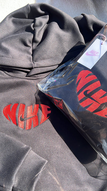 Sudadera Black Corazón 🖤