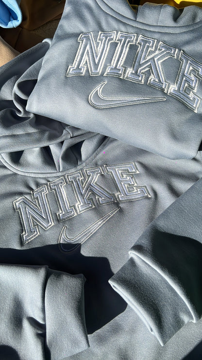Sudadera Nike Gris 🩶