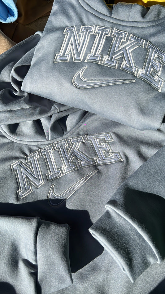 Sudadera Nike Gris 🩶