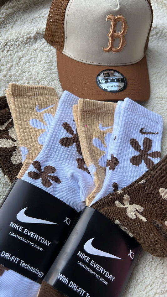 3 pares de calcetines Nike Flores Café 🤎 ✨