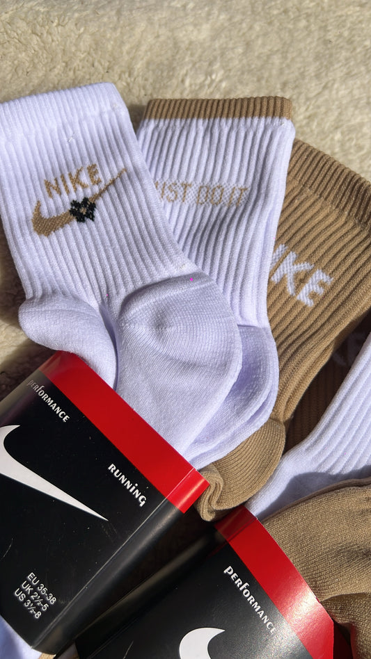 3 pares de calcetines Nike Beige 🤎