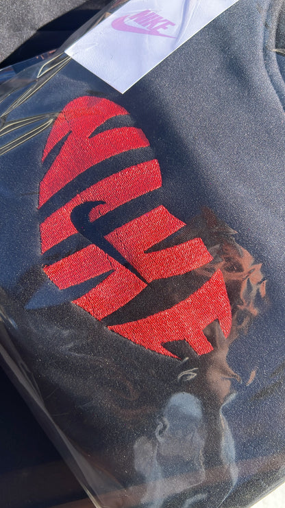 Sudadera Black Corazón 🖤