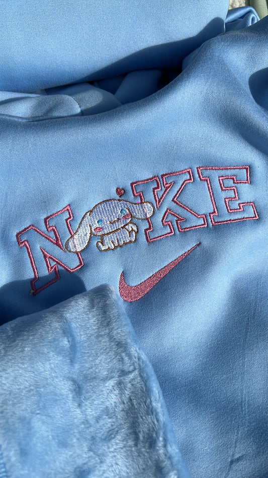 Sudadera Nike Cinnamoroll 🩵🩷