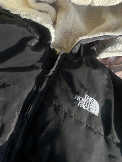 Chamarra The North Face varios colores.