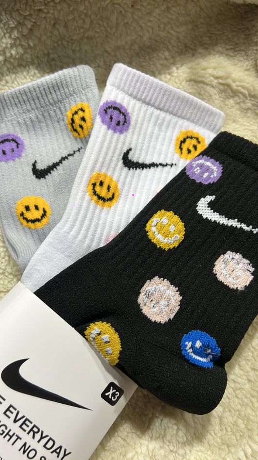 3 pares de calcetines Happy 💛✨