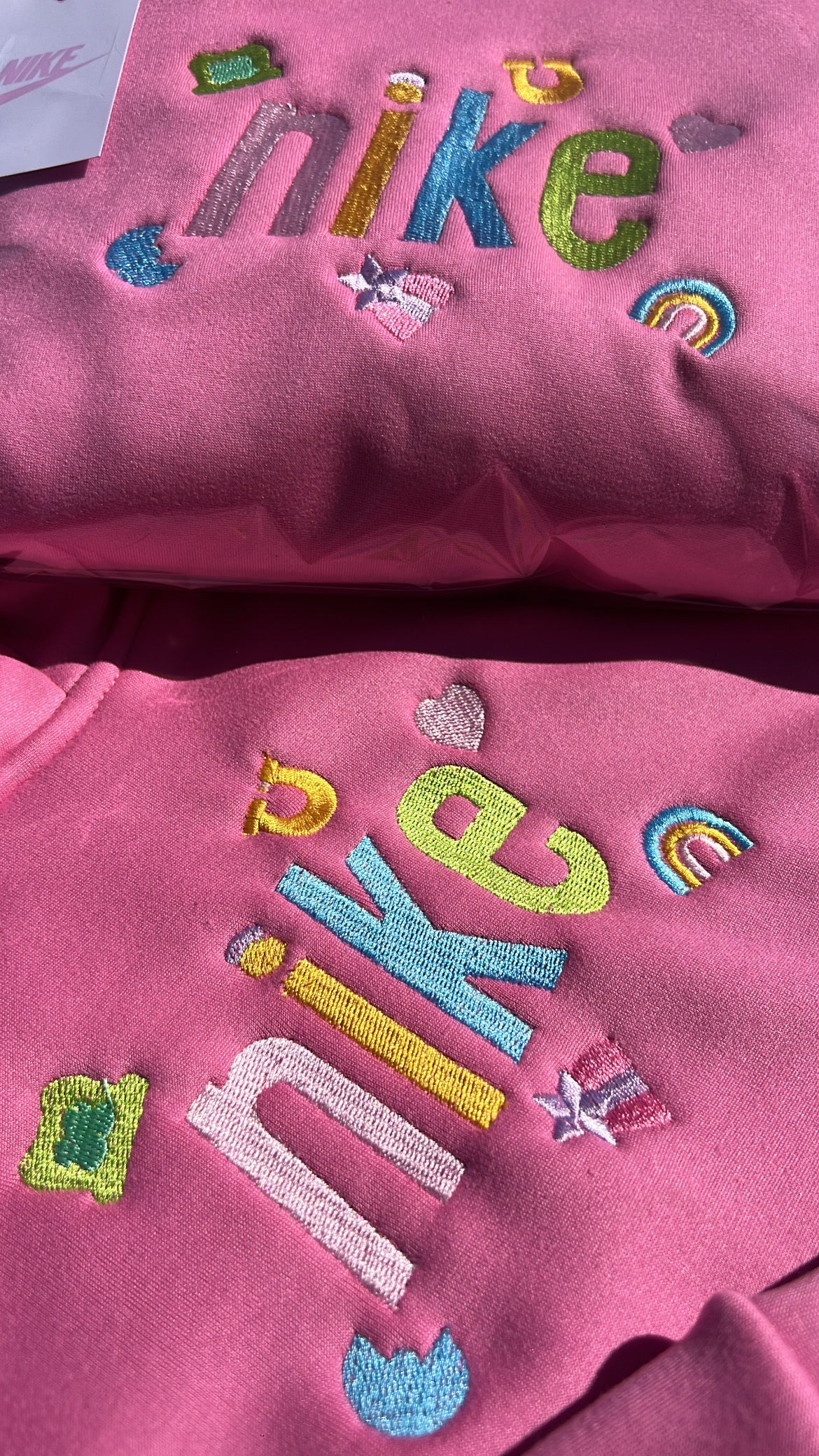 Sudadera Nike Raibow 🩵💚🩷