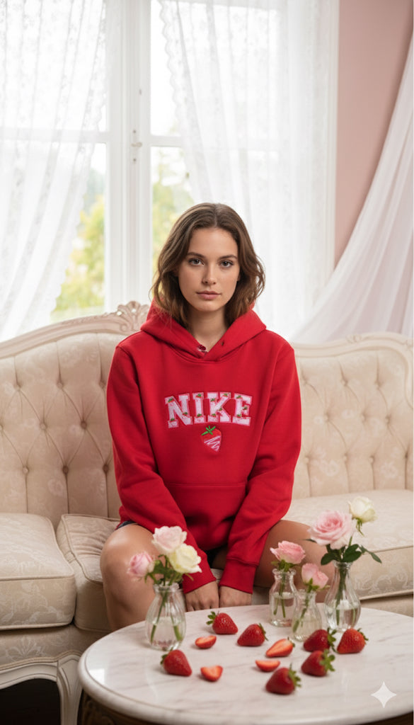 Sudadera Bordada Fresitas 🍓