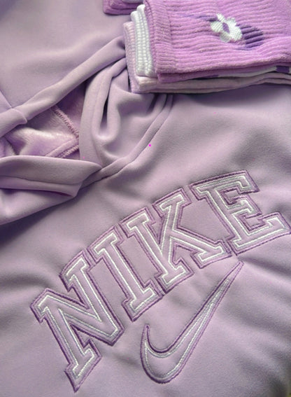 Sudadera Bordada Lila con capucha