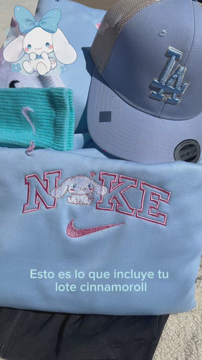 Lote Nike Cinnamorrol +14 piezas +ENVIO GRATIS